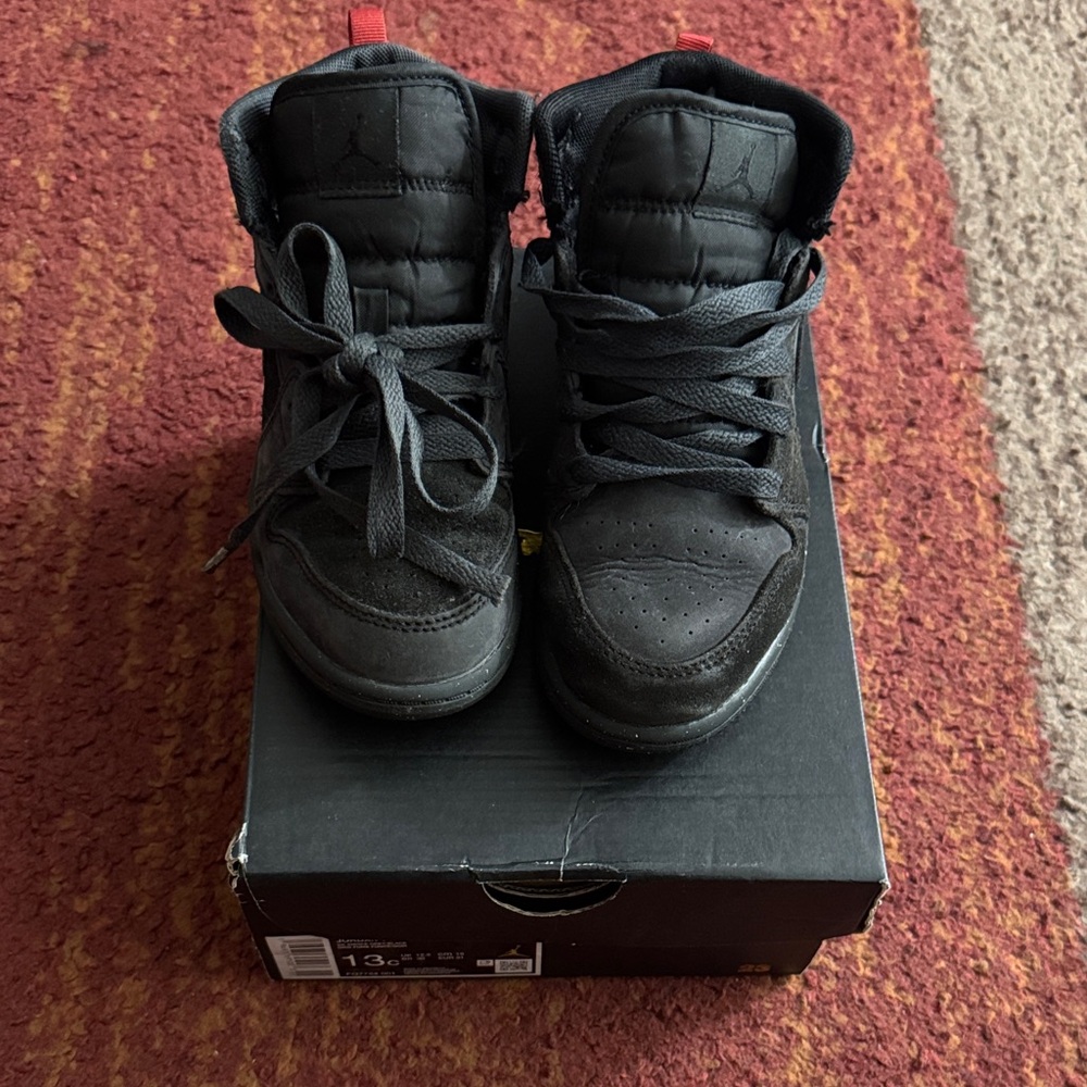 Jordan 1 Mid size 13c